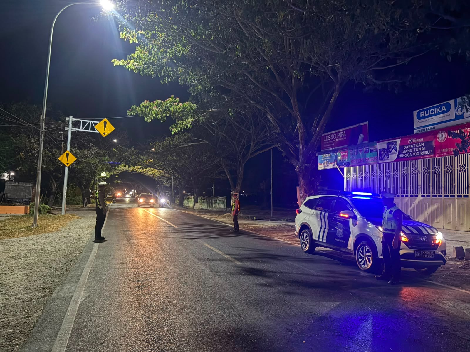 ‎Satlantas Polres Majene Gelar Patroli Blue Light