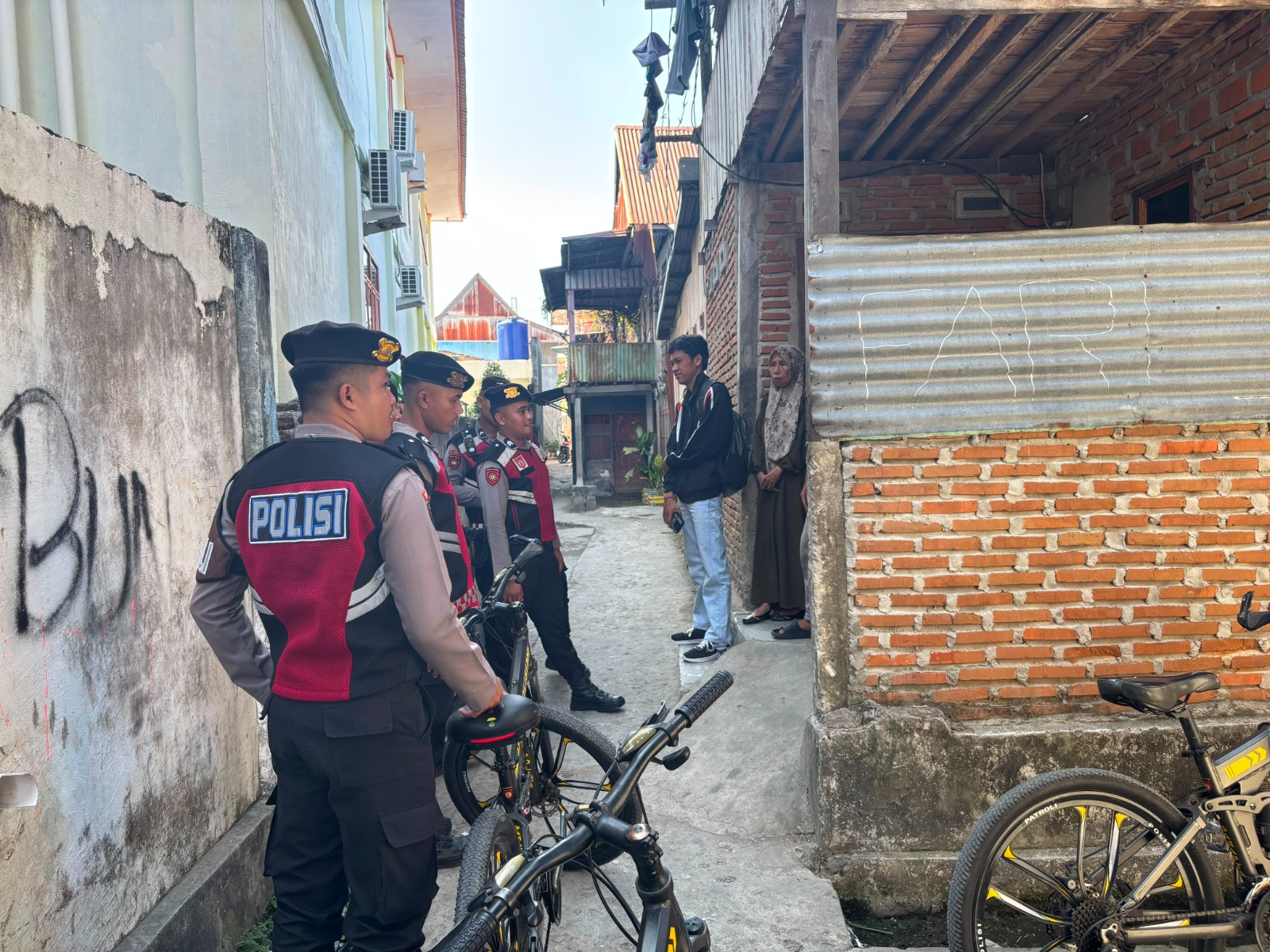 ‎Patroli Bersepeda  Sambangi Sekolah dan Sisir Permukiman Warga