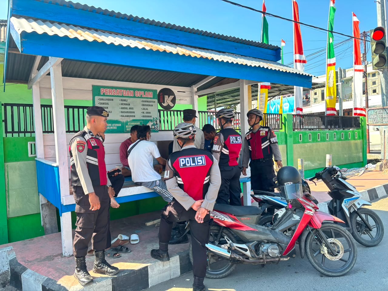Polres Majene Sasar Sekolah dan Kerumunan, Tekankan Tertib Lalu Lintas
