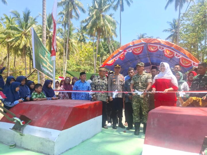 Kabag SDM Polres Majene Hadiri Peresmian Jembatan Gantung Perintis Garuda