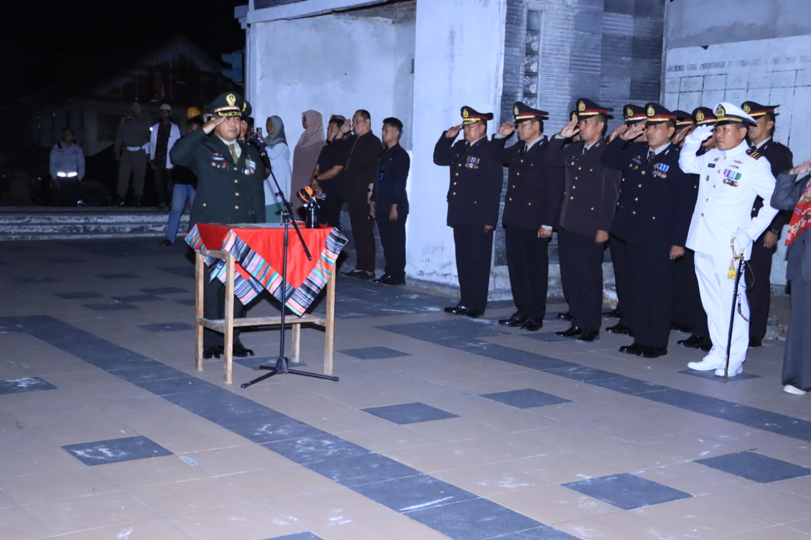 Wakapolres Majene Hadiri Apel Kehormatan dan Renungan Suci Para Pejuang