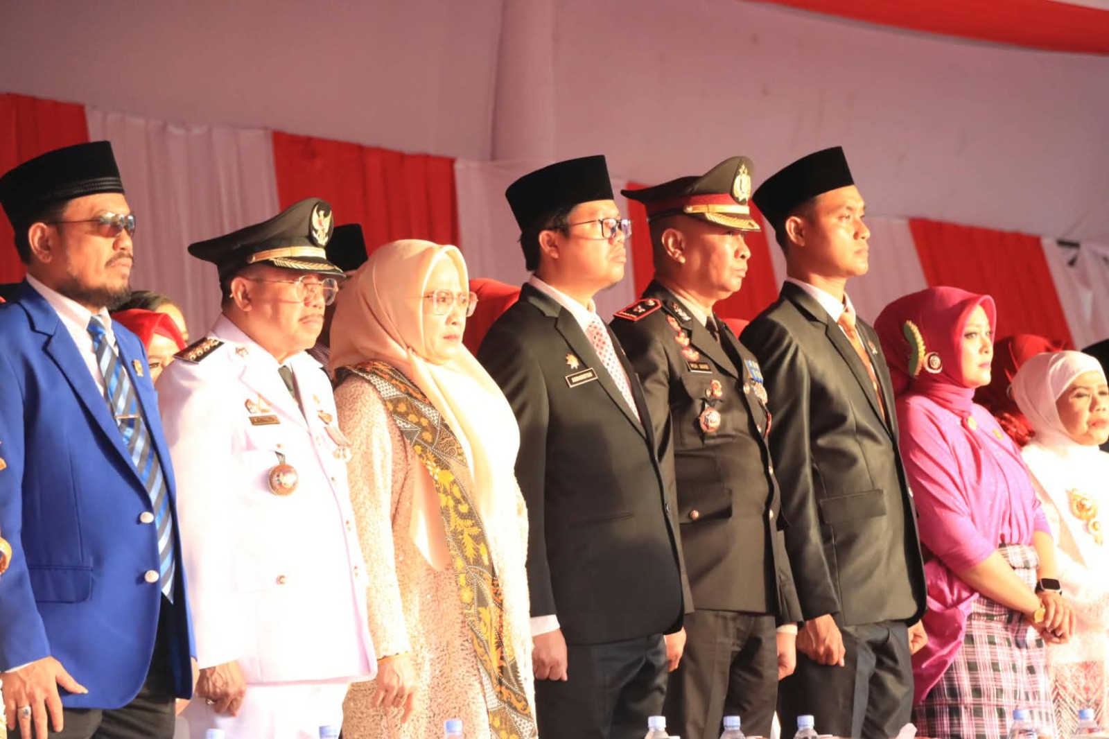 Wakapolres Majene Hadiri Upacara Penurunan Bendera