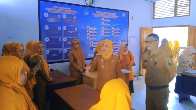 Diskominfo Majene Tampilkan Lingkungan Bersih