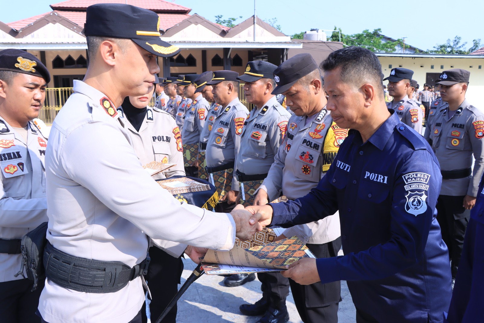 ‎34 Personel Polres Majene Terima Penghargaan atas Kontribusi Dukung Ketahanan Pangan‎