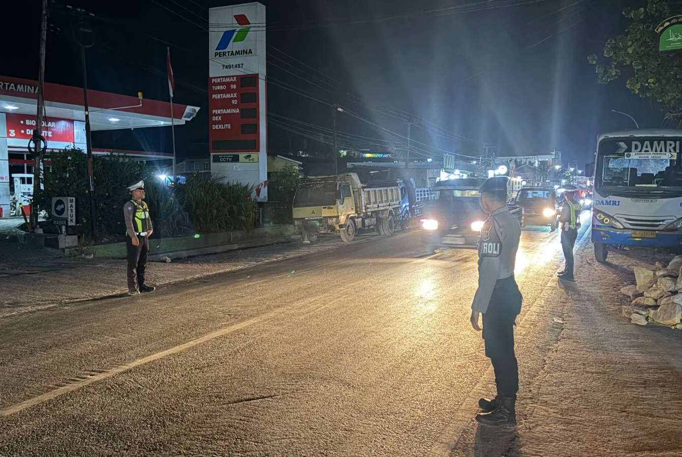 Patroli Malam Polres Majene Sasar Ruas Jalan hingga Batas Kota,‎