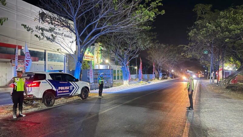 ‎Satlantas Polres Majene Intensifkan Patroli Blue Light‎