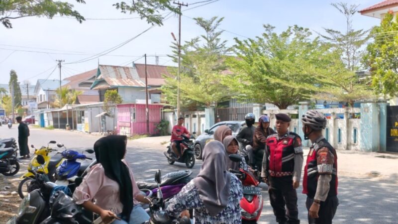 Patroli Bersepeda, Sasar Ruas Jalan dan Kerumunan Warga