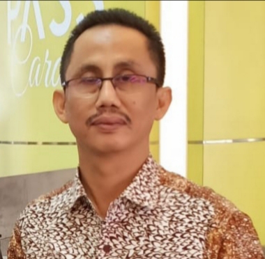 ‎Kelangkaan BBM di Majene Berlarut, Arsalin Aras: Jangan Semua Dibebankan ke Pemda