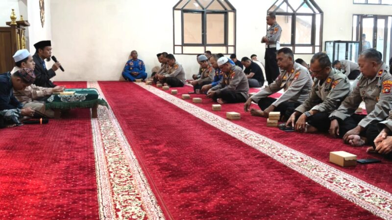 Binrohtal di Masjid Nurul Ikhlas, Polres Majene Perkuat Karakter dan Mental