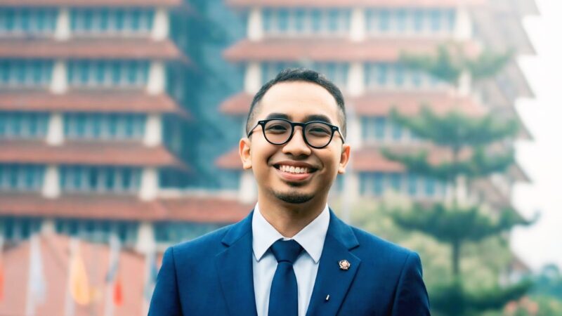 SULBAR 22 TAHUN, SIAPA WAKIL GUBERNURNNYA?