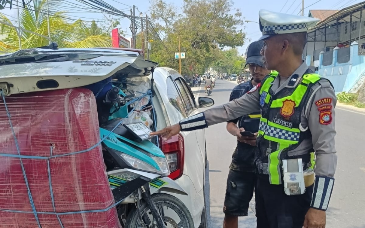 Satlantas Polres Majene Gelar Patroli Hunting, Pelanggar Diberi Teguran