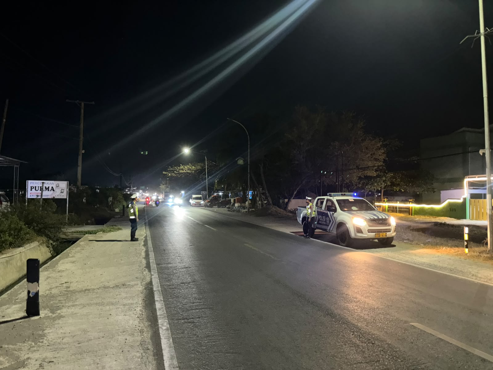 ‎Tekan Pelanggaran dan Balap Liar, Satlantas Polres Majene Intensifkan Patroli Blue Light‎