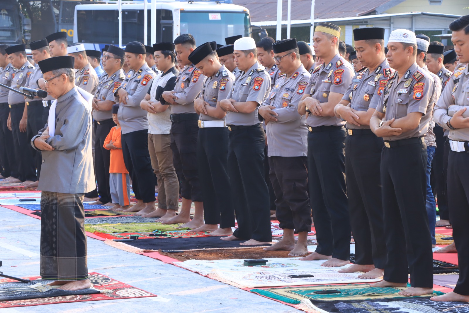 Polres Majene Gelar Salat Istisqa, Panjatkan Doa di Tengah Kemarau‎