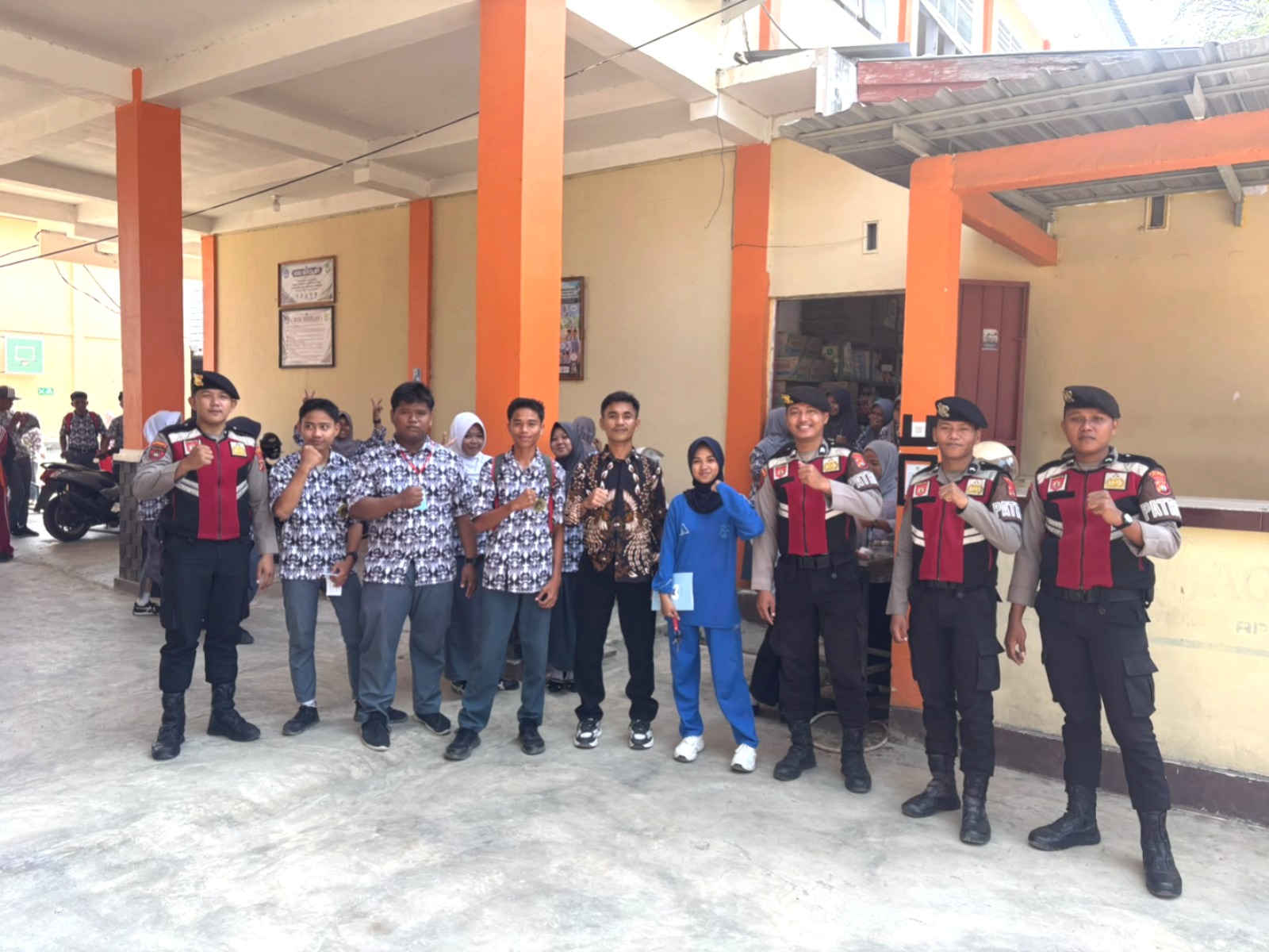 Patroli Jalan Kaki, Sasar Ruas Jalan Padat Kendaraan dan Sekolah